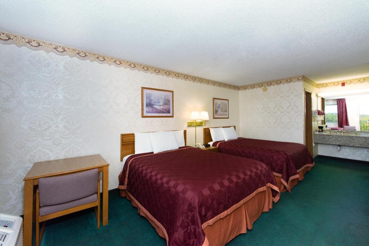 Express Inn Eureka Springs Buitenkant foto